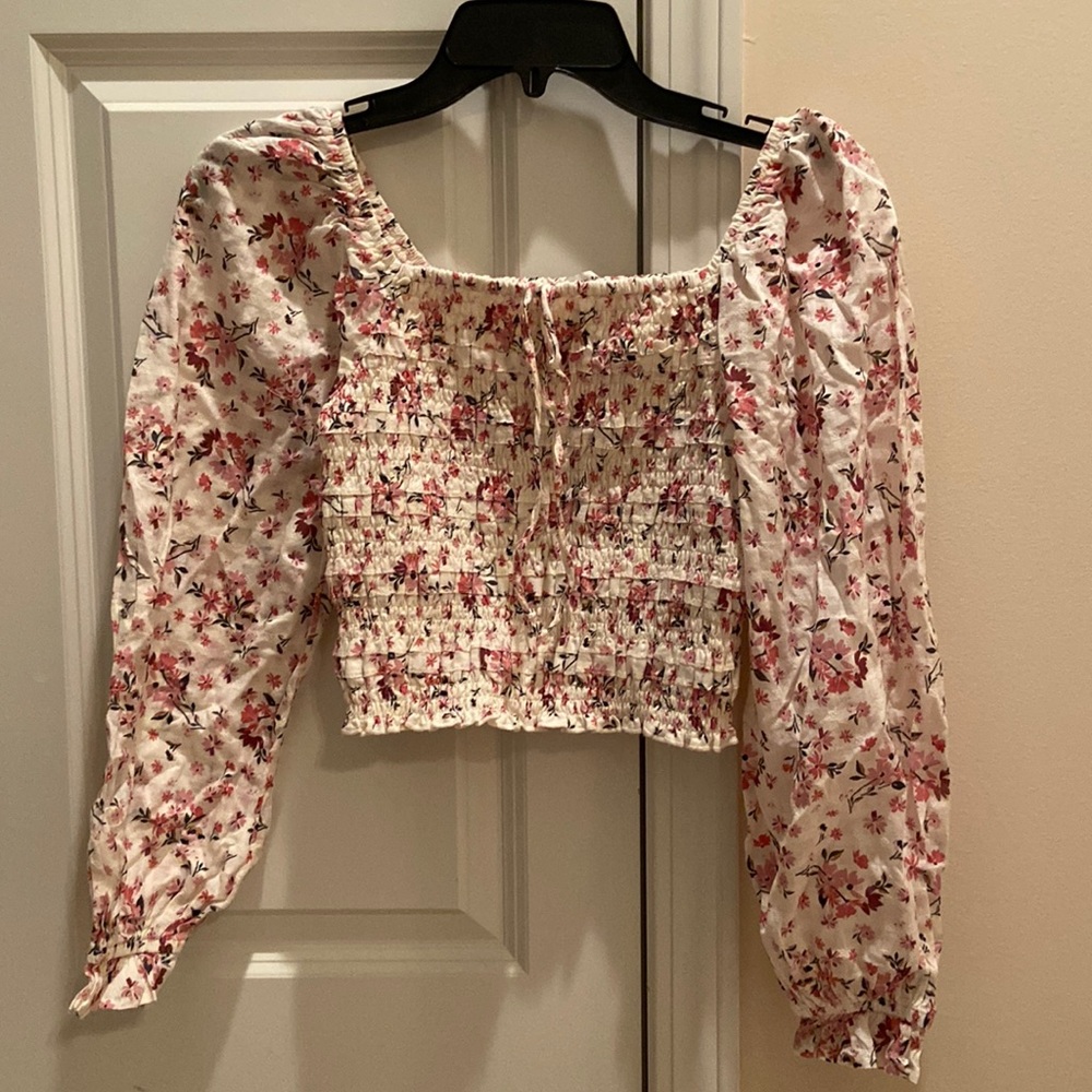 American Eagle floral top.